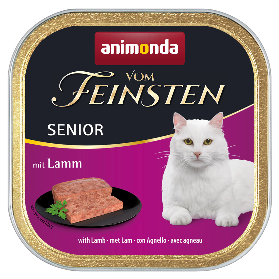 Senior mit Lamm Senior mit Lamm