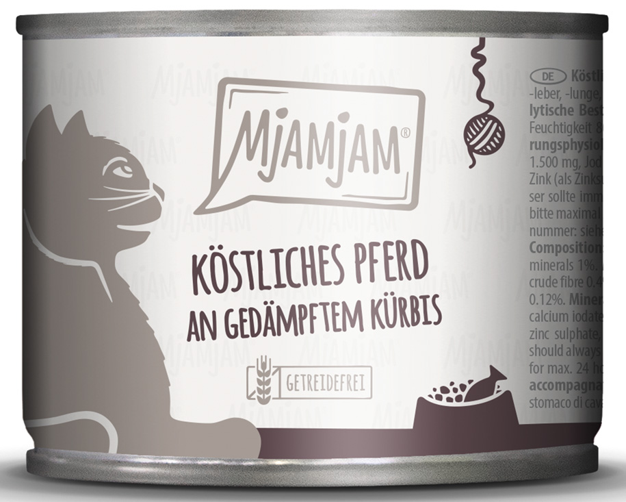 köstliches Pferd an gedämpften Kürbis